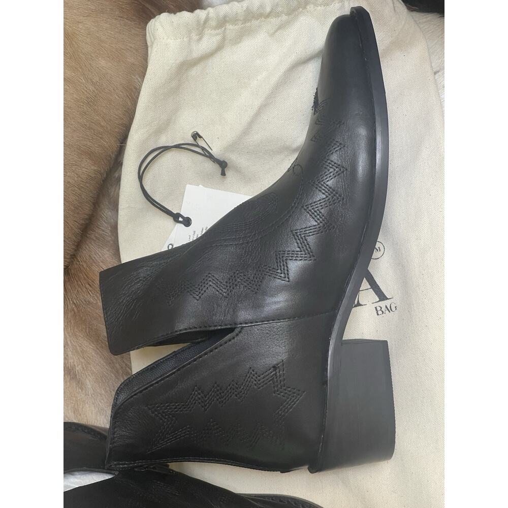 Myra Boots Size 10 ‘Basic Booties’ Black Stitched Leather 1” Heel Cowgirl Style